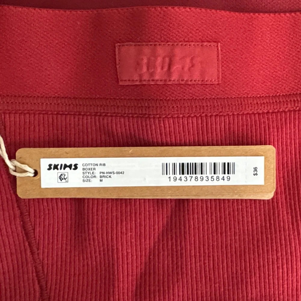 SKIMS Red Ribbed Boxer Briefs - Picture 2 of 2